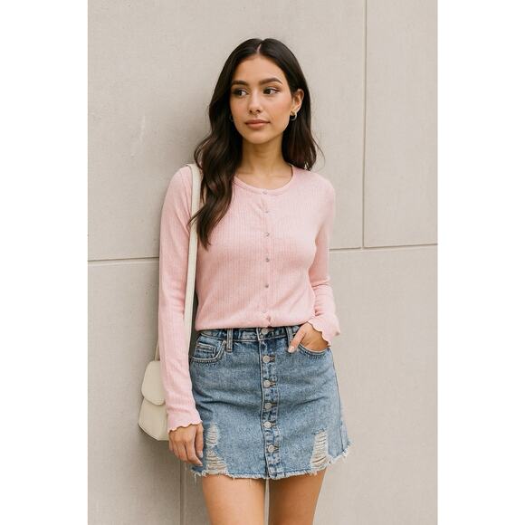 NWT Como Coquette Y2K Pink Bow Button Detail Knit Top Soft Girl Romantic Size M - Picture 1 of 9